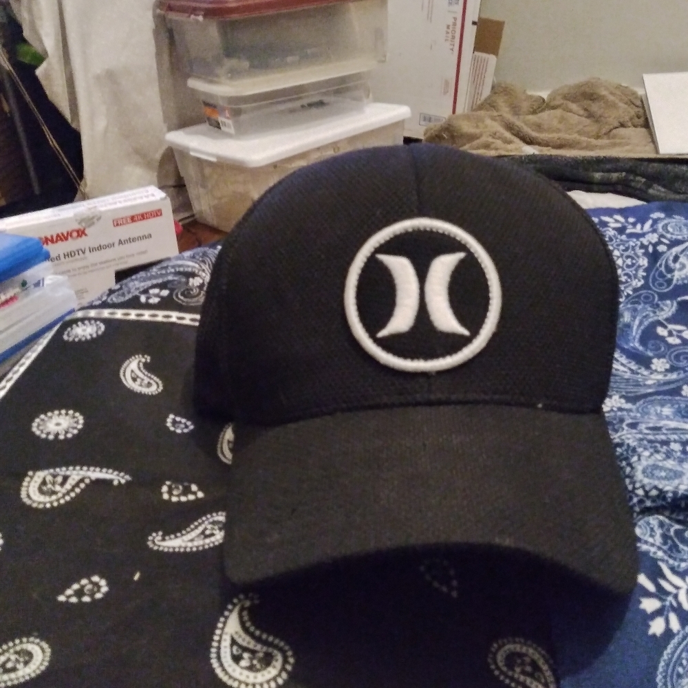 Hurley hat